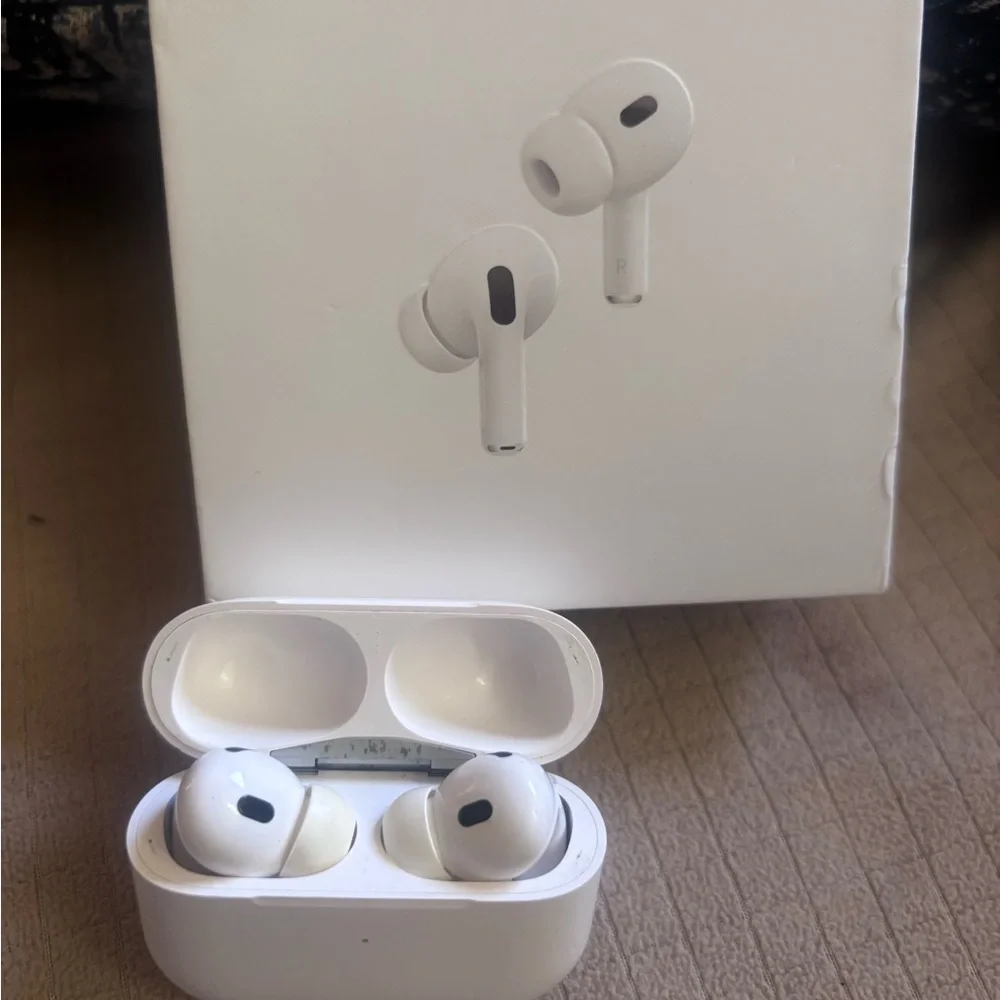 AirPods Pro 2, lighting cable included, BOX NOT INCLUDED